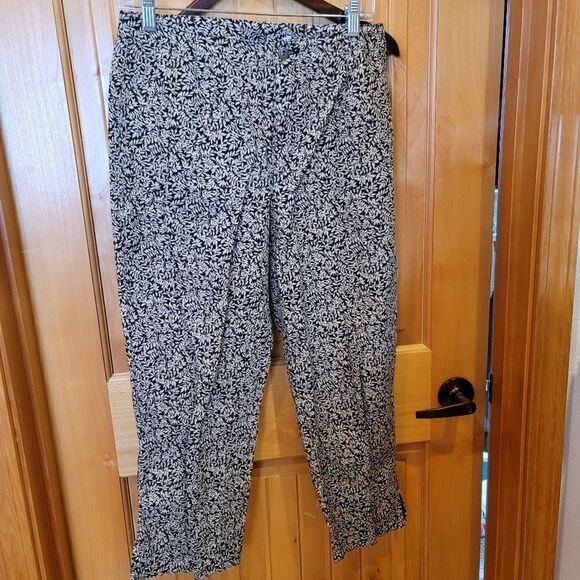 Liz Claiborne Pants  - Picture 1 of 2
